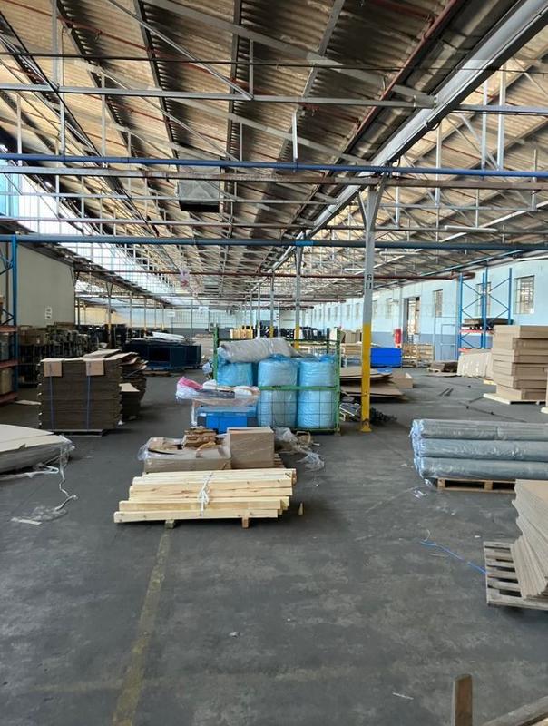 To Let commercial Property for Rent in Sidwell Eastern Cape
